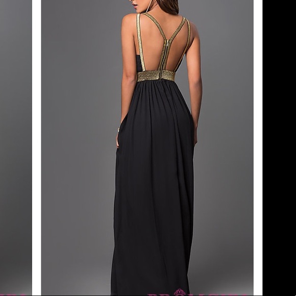 Prom dress - Picture 2 of 3